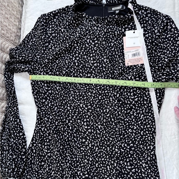 Misguided A Line Dress With High Neck in Black Leopard Print NWT Size 6 Lined - Picture 13 of 15